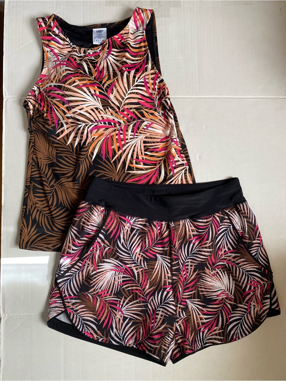Lands end swimming set Sz 6
